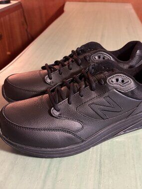 NEW Mens New Balance Black MW928BK3 Comfort Sneakers Size 13 D
